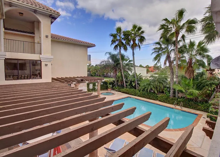 Dog friendly hotels Inn At South Padre