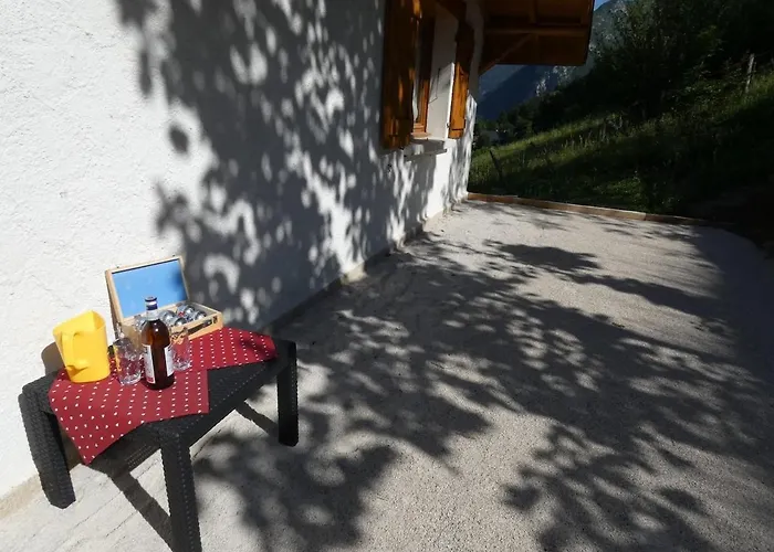 Chalet Tournette Avec Jacuzzi, Domaine Du Fraizier