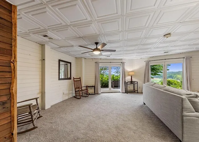 Launch Pricing, 5 Bedroom With Crib, 6 Mins To Blue Ridge