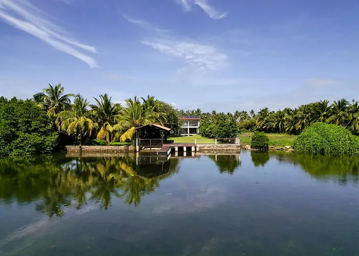 Villa Lagoonscape