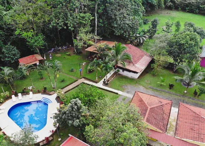 Hotel Lavas Del Arenal