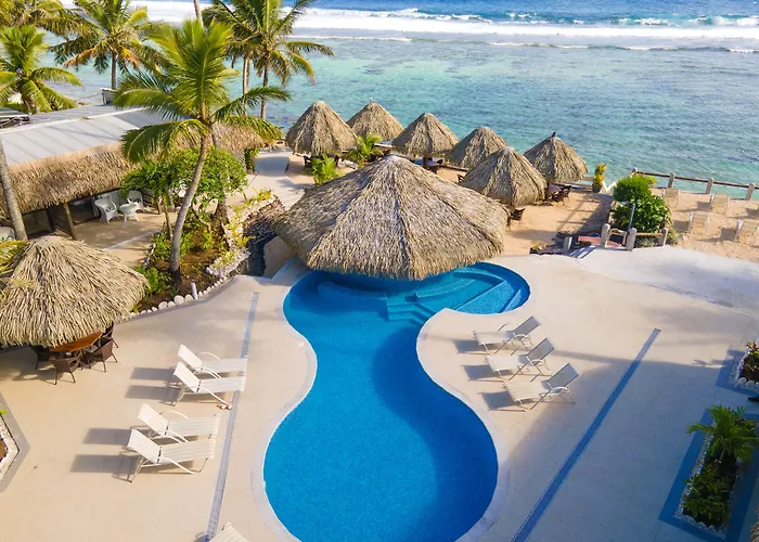 Club Raro - Adults Only