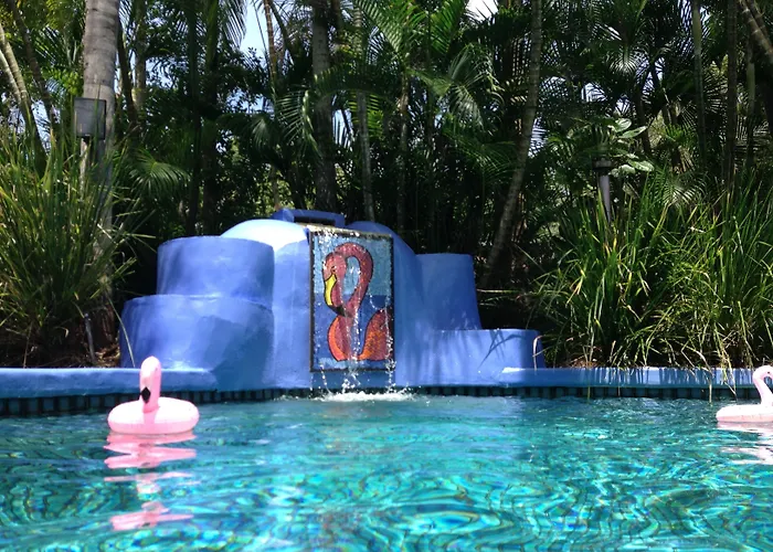 Pet Friendly hotel: Pink Flamingo Resort