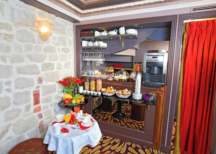 5 star hotels Du Beaumont