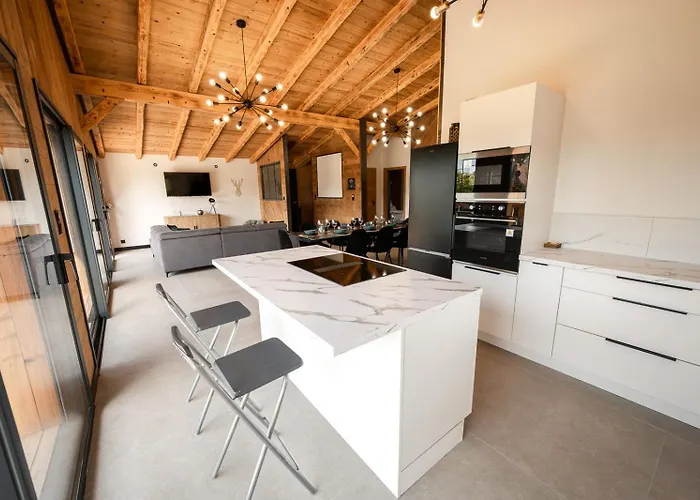 Chalet Authentique - Au Coeur Des Quatre Lacs