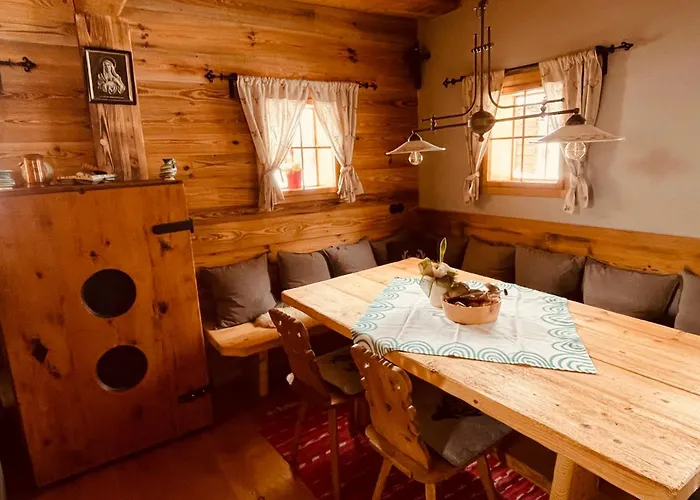 Seppkeusche - Historisches Chalet Mit Zirbensauna Und Hotpot