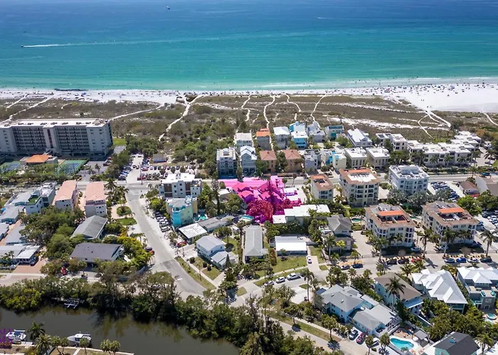 Beach Rd, 300Ft To Beach Access & 500Ft To Siesta Key Village, Studio
