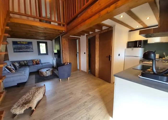 Chalet 8 couchages à 100m du bas des pistes et commerces