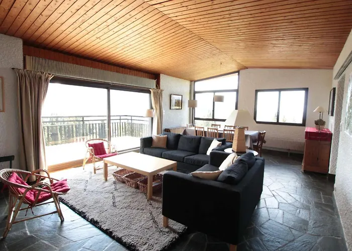 Chalet 5 ch, 11 pers, terrasse sud, Les Carroz - FR-1-572-115