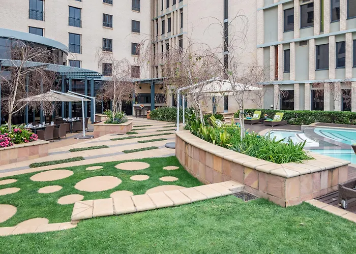 Cheap hotels City Lodge Hatfield, Pretoria