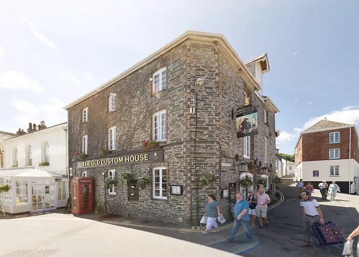 Old Custom House