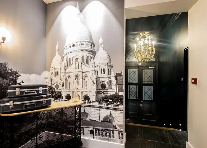  1Er Etage Sopi-Montmartre
