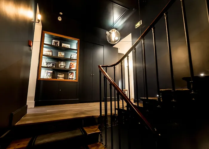  1Er Etage Sopi-Montmartre