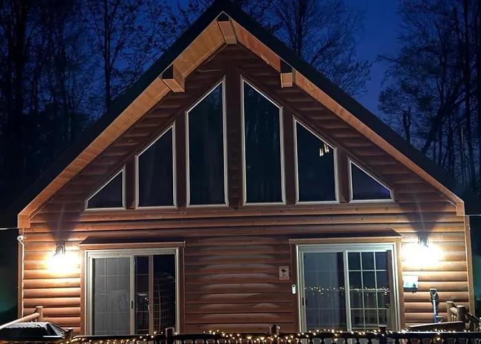 Luxury Cabin With Outdoor Hottub-New Construction