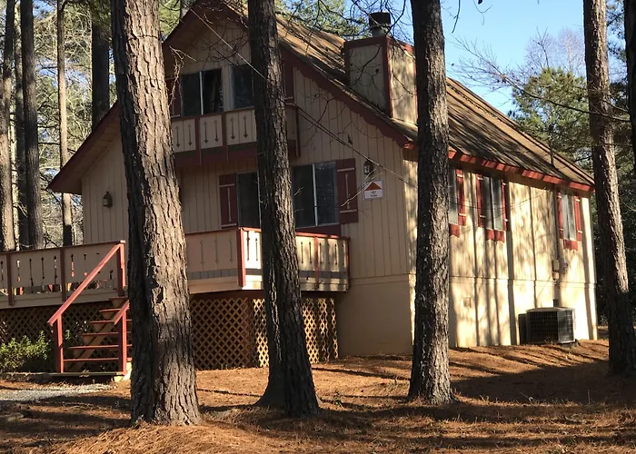Pine Mountain Club Chalets Resort
