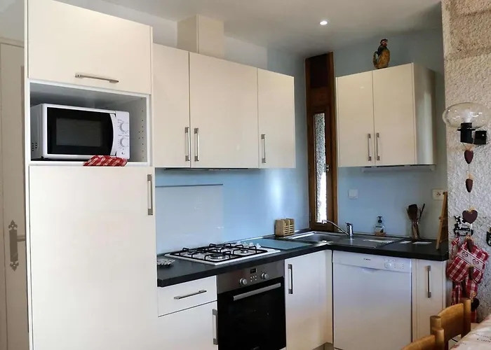 Chalet 3 chambres, 8 pers, terrasse sud, proche remontées, équipements complets - FR-1-572-216