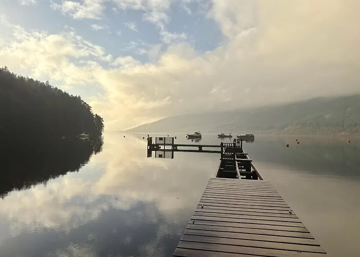 Cozy Loch Lomond Lodge 27, Rowardennan