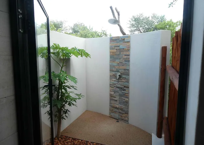 Gem In The Bush Lodge