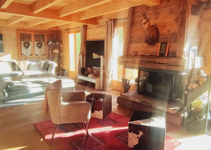 Chalet Haut de Gamme, 5 Chambres, Terrasse, Cheminée - FR-1-292-219