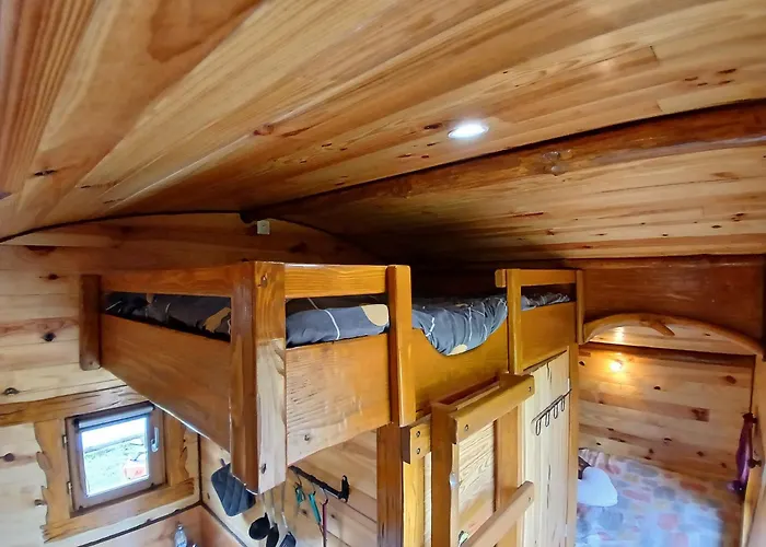 Les Cabanes Feeriques D'Amoncourt