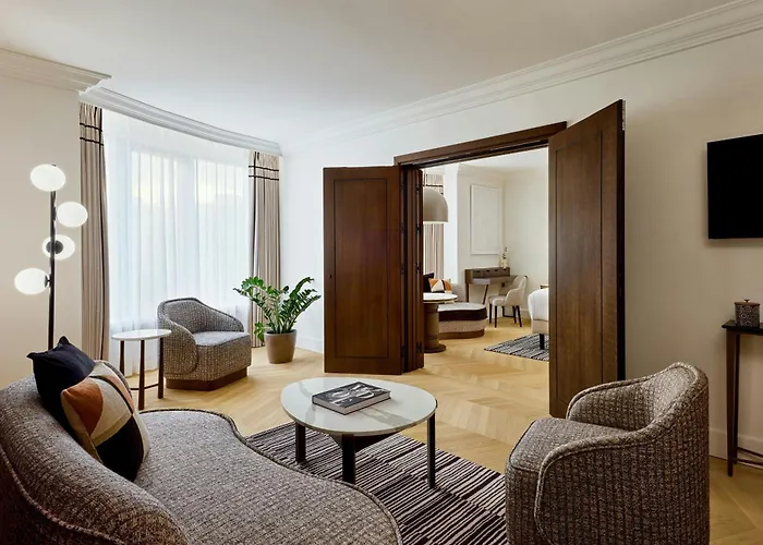 Animaux admis Paris Marriott Champs Elysees
