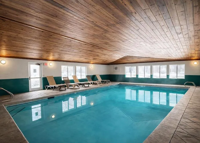 Beach Hotels Quality Logan Near University