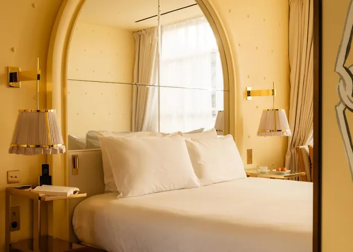 Hôtel 5 étoiles: 9Confidentiel