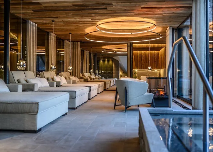 The Peak Soelden - Chalets Mit Outdoor-Pool