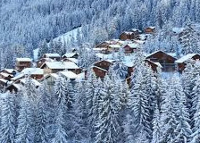 Chalet Rustique Pres Des Pistes Avec Wifi, 7 Chambres Pour 14 Personnes - Fr-1-513-60