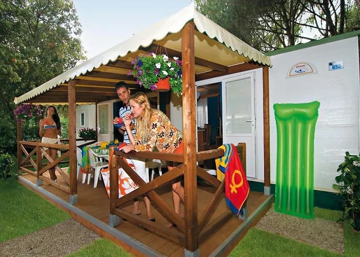 Family Chalet In Baia Domizia