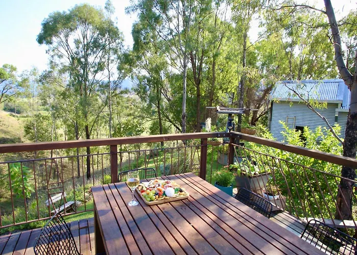 The Cabin, Ghost Gum Gully