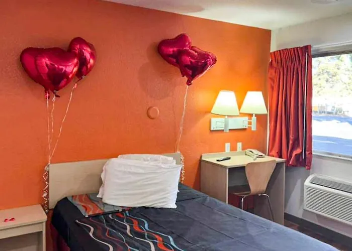 Cheap hotels Motel 6-Big Bear Lake, Ca