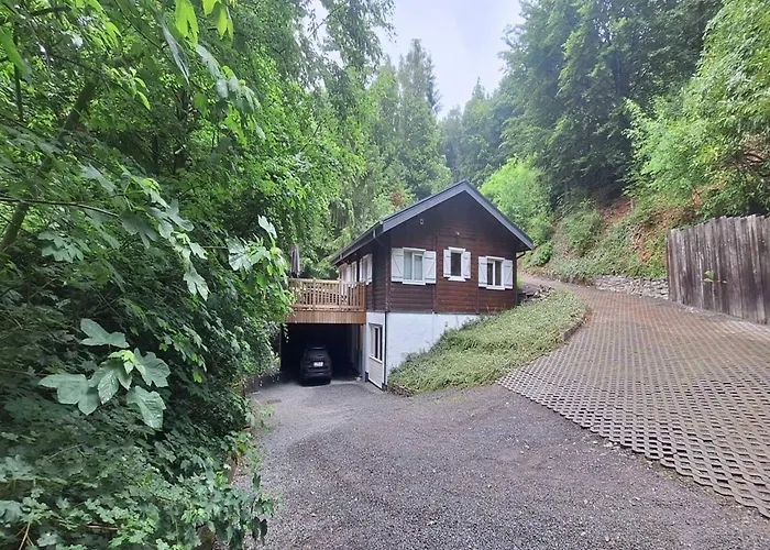 Chalet In Manhay For 9 Person