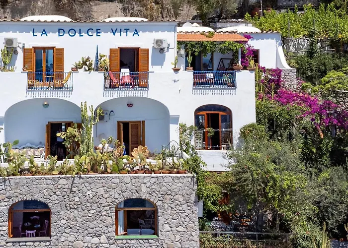 La Dolce Vita A Positano Boutique