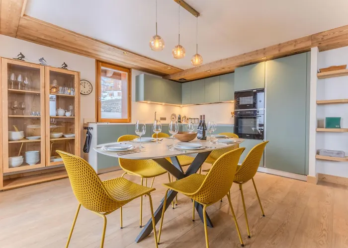 Ski Peak - Saskia Lodges 302 - Sensational New Apartment - 3 Bedroom, 3 Bathroom