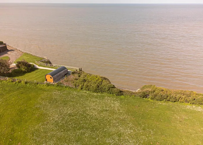 Spring Tide Cliff Top Glamping Pod With Direct Sea Views