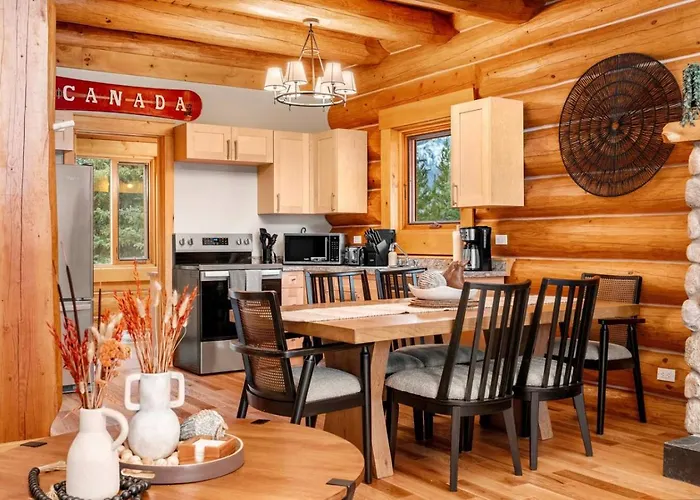 Rustic Cabin Hideaway With Bbq Fire Pit And Mtn Views