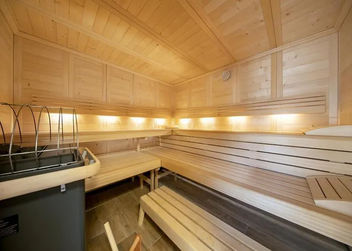 Chalet In Neukirchen For 8 People