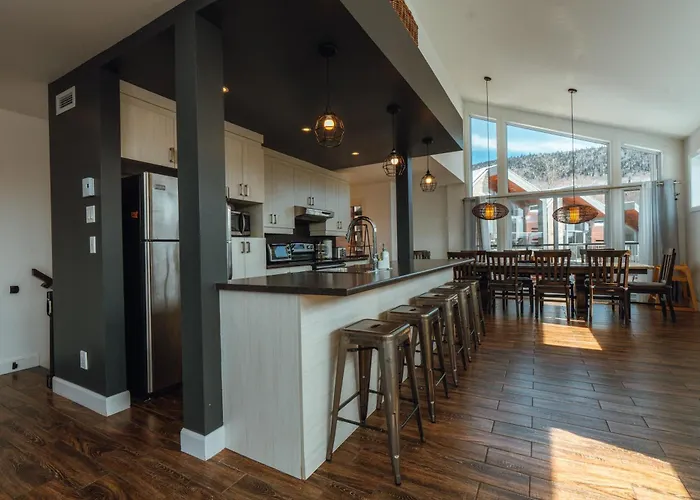 Spa Prive Et Billard Pret De La Montagne De Ski Stoneham 12 Personnes