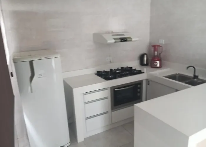 Cozy Red-Brick Chalet With Pool, Excellent Location