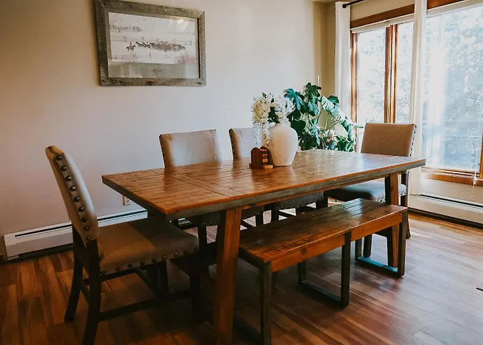 Breck Chalet On Peak 7 With Hot Tub, Mountain Views, Pet Friendly, 7-Mins From Breckenridge Ski Resort
