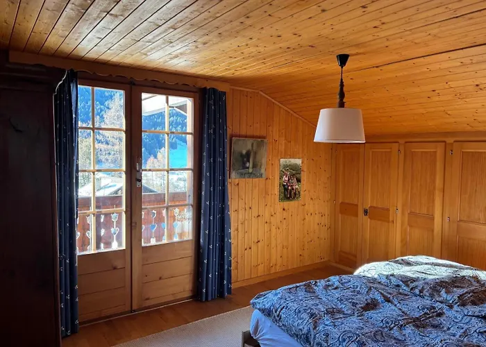 Chalet Familial Rose De Noel