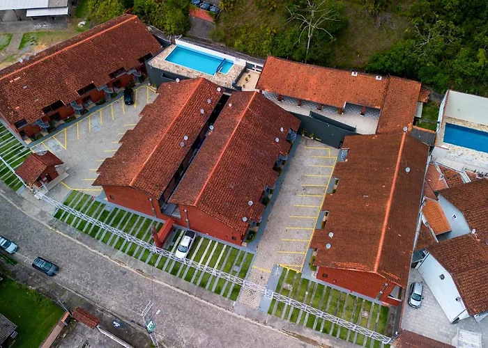 Chale Na Prainha Com Piscina E Churrasqueira