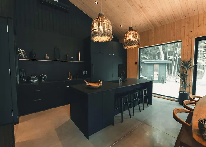 Three Zen Houses 3 4 & 6 - Villas & Spas