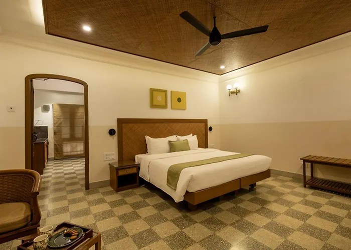Hanu Reddy Residences Poes Garden