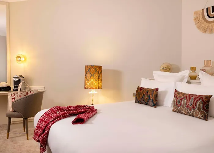 4 star hotel: Hotel De Banville