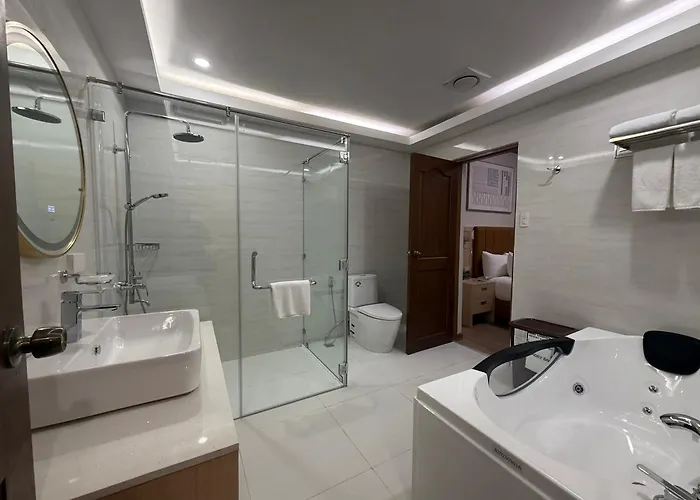 Family Hotel: Batangas Country Club