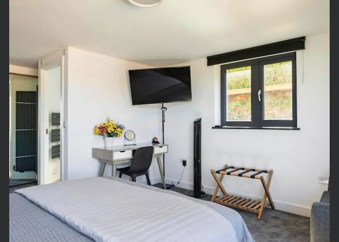 Uno St Ives - Luxury Serviced Accommodation