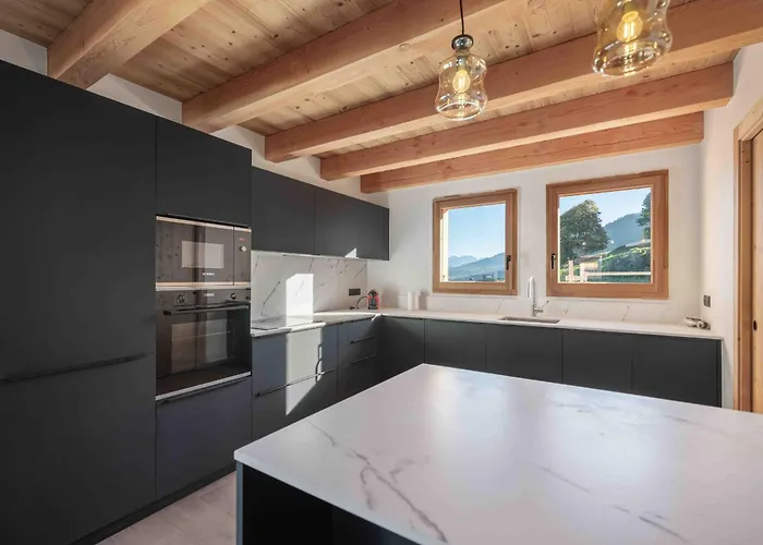 Chalet Le Chant Des Etoiles - Famille, Ski In Out