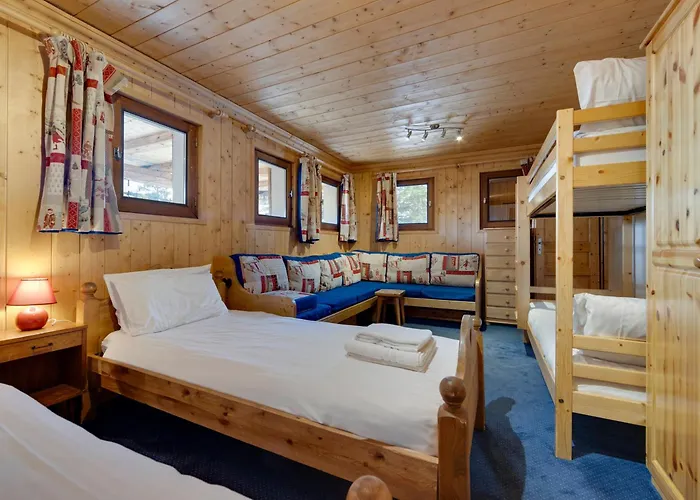 Chalet spacieux à La Rosière avec hammam et jacuzzi pour 15 personnes - FR-1-690-25